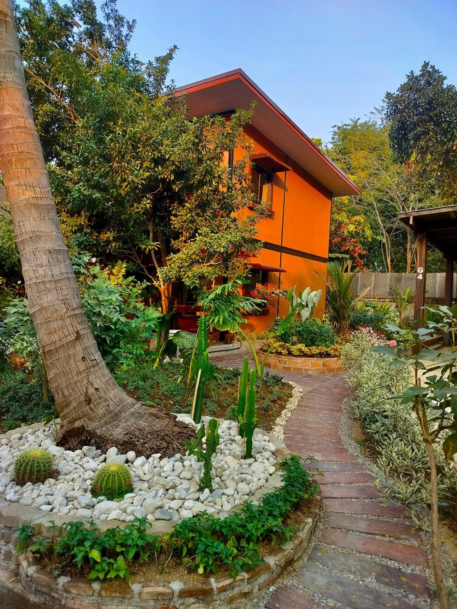 Aparthotel Oldy De Garden Chiang Mai Exterior foto